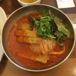 더쿠 - 빵가루용 식빵 공장이 따로 있는 돈까스 식당.jpg