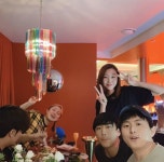 나래바에서 모인 나 혼자 산다 멤버들.jpg - 인스티즈(instiz) 이슈 카테고리