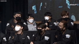 마스크 착용에 너무 익숙해져버린 나머지... - 인스티즈(instiz) 이슈 카테고리 마스크 착용에 너무 익숙해져버린 나머지...