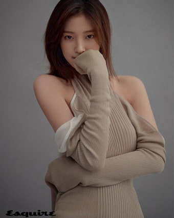 오마이걸 아린 에스콰이어 화보.jpg - 인스티즈(instiz) 이슈 카테고리