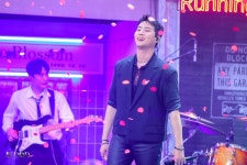 존니 파워풀함.. 장미로 아파트 단지 하나 부술것같음.. - 인스티즈(instiz) 이슈 카테고리 존니 파워풀함.. 장미로 아파트 단지 하나 부술것같음..