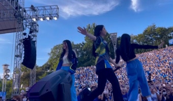 뉴진스 대학축제 영상마다 착장에 대해 논하는 댓글이 꼭 있는 이유.gif - 인스티즈(instiz) 이슈 카테고리