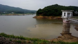 소낙비속에 월척 : 낚시사랑