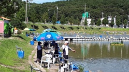 8월 마지막 주말 길상낚시터 모습입니다~ : 낚시사랑