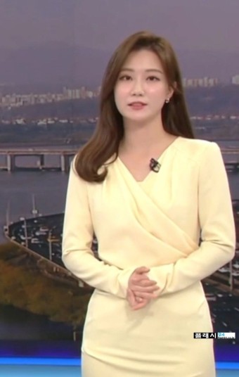 플래시24- > 연예/스포츠 > 기상캐스터 출신 김도연 아나운서 상크미