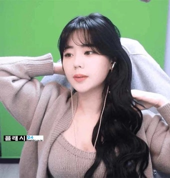 감스트 여친 뚜밥의 묵직함 photo > 네티즌포토 > 감스트 여친 뚜밥의 묵직함