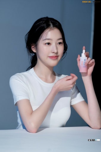 플래시24- > 연예/스포츠 > 장원영 친언니 장다아