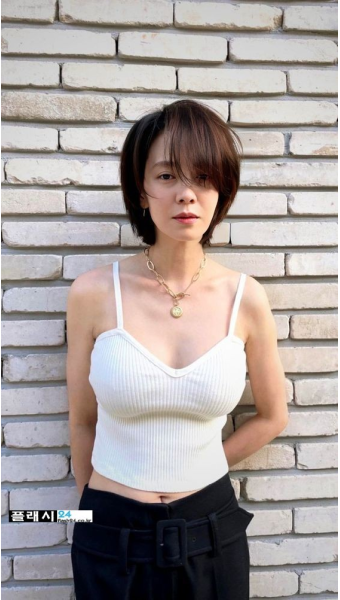 플래시24- > 연예/스포츠 > 런닝맨 송지효 골지 나시티