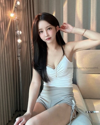 플래시24- > 네티즌포토 > 레이싱모델 출신 온리팬스녀 청월 한선월