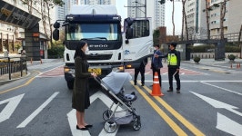 “어족자원 위협…새만금 재생에너지 계획 수정해야” : 전국일반 : 전국 : 뉴스 : 한겨레 “어족자원 위협…새만금 재생에너지 계획 수정해야”