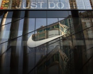 누구도 나이키가 될 수 없다? JUST DO IT 누구도 나이키가  될 수 없다? JUST DO IT 