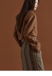 셀럽들의 선택, DINT - E2817 하이넥 패드 탑 셀럽들의 선택, DINT