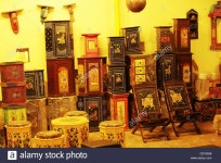Gift Shop Of Traditional Rajasthani Handicraft Boxes Stock Photo, Royalty Free Image: 111846008 - AlamyStock Photo - Gift shop of... 