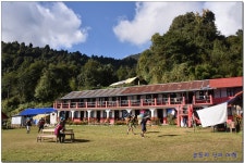 ABC 트레킹 4일차 (Tadapani-Comrong) > 테마산행