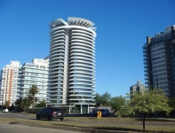  URUGUAY | Projects & Construction - Page 18 - SkyscraperCity