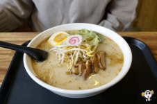 조리빼고 모두 셀프인 라멘집