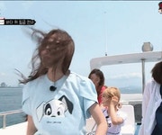 카메라맨 때려쳐!!!!.gif | 유머 게시판 | 루리웹 모바일