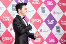 20161231 씨방새 포토월 입장 직찍 02 - 조정석 갤러리