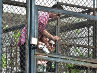 PIX: Shah Rukh celebrates Janmashtami - Rediff.com Movies PIX: Shah Rukh celebrates Janmashtami