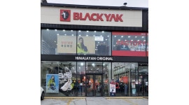 (주)비호 : 블랙야크 서수원점 정직원 모집합니다(주5일 근무제) - 알바천국 [알바천국] 경기 수원시 권선구 / (주)비호 / 블랙야크 서수원점... 