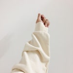 에이블리 트임맨투맨 [오예마켓]