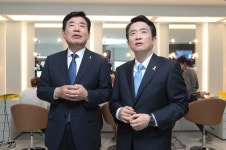 경기도지사 선거 무효표가 무려 14만표…통진당 백현종 후보 사퇴 영향 - 조선일보 > 스포츠ㆍ연예 경기도지사 선거 무효표가 무려 14만표... 