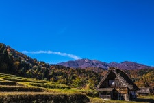 기도하는 지붕… 옹기종기 동화 같은 마을 - 조선일보 > 스페셜 > 와이드뉴스기도하는 지붕… 옹기종기 동화 같은 마을