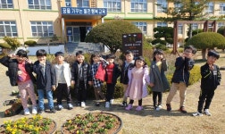   함께 웃는 씨앗반 : 소개- Classting 월전초등학교 1 - 함께 웃는 씨앗반 - 클래스팅