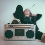 오래된 라디오처럼 빈티지 감성을 자극하는 재즈 - genie