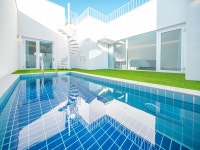 정보: 낙원은 현재 영업중인 풀빌라 펜션이다 - 피의 게임3 갤러리