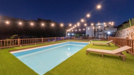 가평 샤갈 애견동반 스파 펜션, 청평·설악·쁘띠프랑스, 가평 - 여기어때 특가