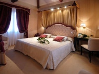 아 라 콤메디아 검색결과 아 라 콤메디아