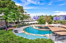 Hotel Reservation : 
