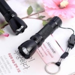 롯데마트몰 - [바보사랑]LED 포켓 후레쉬 열쇠고리 키홀더 /휴대용 손전등 미니후레쉬 상세정보 [바보사랑]LED 포켓 후레쉬 열쇠고리 키홀더... 