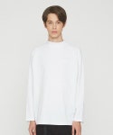 엠에이더블유(MAW) 스텐다드 핏 모크넥 티셔츠_오프화이트 - 18,500원 | 무신사 스토어