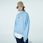 앤커버(NCOVER) 크루넥 엔씨브이 스웨트셔츠-스카이 블루 - 44,000원 | 무신사 스토어