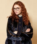 더케이스토리(THEKSTORY) BLING VELVET JUMPER_NAVY - 268,000원 | 무신사 스토어