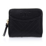 토리버치(TORY BURCH) [알렉사 라운드 지퍼 반지갑] 41515 001 - 228,000원 | 무신사 스토어