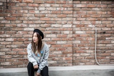 옷이븜 | 플러그(PLUG) favorite T-crew/GY - 14,900원 | 무신사 스토어