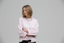 토핏(TOFIT) [토핏] 블랙스트링 가오리핏 쮸리 티셔츠 - 69,000원 | 무신사 스토어 - 셀렉트숍