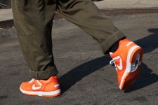 신발 | 슈프림(Supreme)과 나이키 에스비(Nike SB) 에어포스2(Air Force 2) 협업 제품 공개-슈프림(SUPREME) | 우신사 스토어