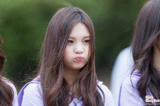 여자친구 엄지가 그렇게 못생겼나요?.jpg
