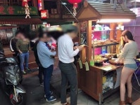 불티나게 팔린다는 일본 족발집