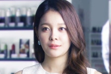 울지 않는 새 | 동영상 > 여자의 변신은 무죄! 미스코리아 뺨치는 유미의 180도 변신! 여자의 변신은 무죄! 미스코리아 뺨치는 유미의 180도 변신!