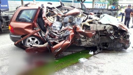 [전국]부산 일가족 교통사고...급발진·정비 불량 가능성 조사부산 일가족 교통사고...급발진·정비 불량 가능성 조사