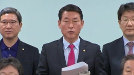 [정치]與 비주류 35명 탈당 결의...27일 탈당·분당 결행與 비주류 35명 탈당 결의...27일 탈당·분당 결행