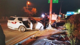 [전국]10대들이 카셰어링 업체서 아버지 명의로 BMW 빌린 뒤 쾅10대들이 카셰어링 업체서 아버지 명의로 BMW 빌린 뒤 쾅