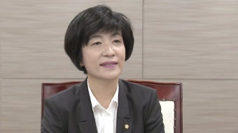 [정치]문재인 대통령, 고용노동부 장관 후보에 김영주 의원 지명 문재인 대통령, 고용노동부 장관 후보에 김영주 의원 지명