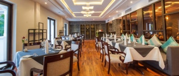 더 프리빌리지 플로어 바이 로터스 블랑 검색결과 더 프리빌리지 플로어 바이 로터스 블랑