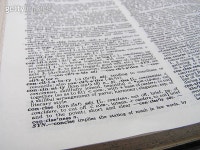 English dictionary (close-up) 이미지 (139089071) - 게티이미지뱅크 English dictionary (close-up)